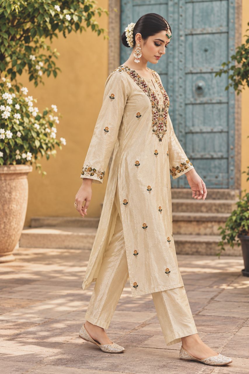 XL Cream Beige Zari Tissue Silk With Embroidery And Bead Work view 2
