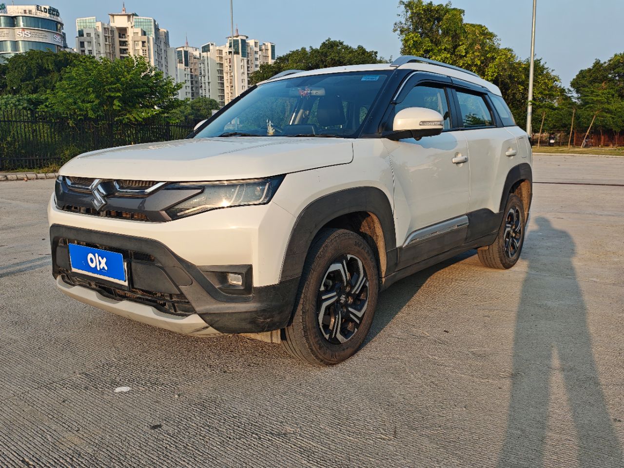 Suzuki Vitara Brezza Zxi Plus 2022 view 3