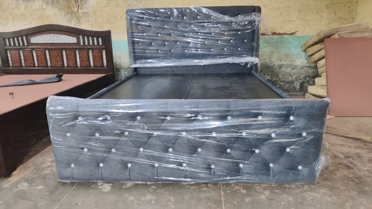 Luxury Tufted Bed