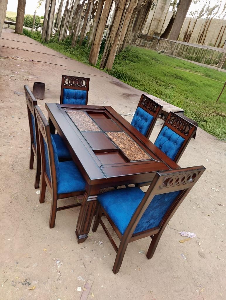 Traditional Wooden Dining Table Set