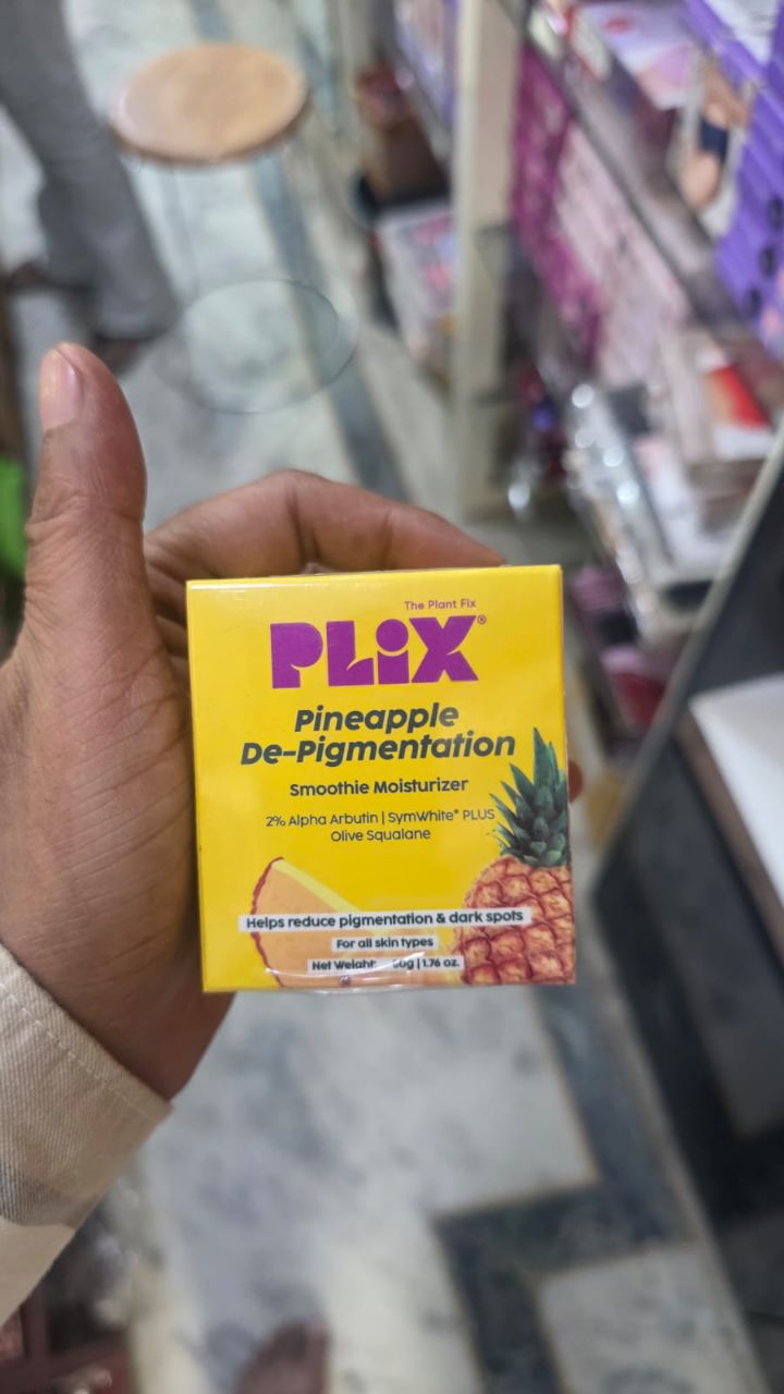 PLIX Pineapple De-Pigmentation Smoothie Moisturizer view 2