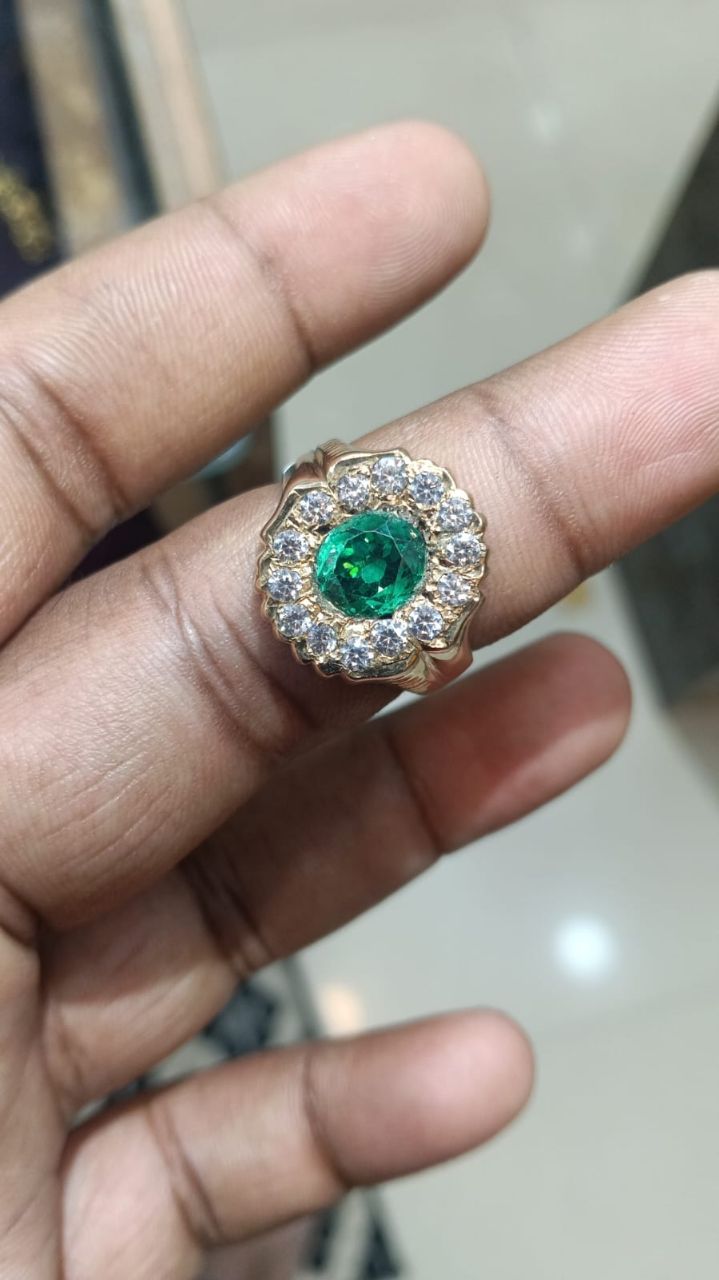 Emerald and Diamond Ring view 2