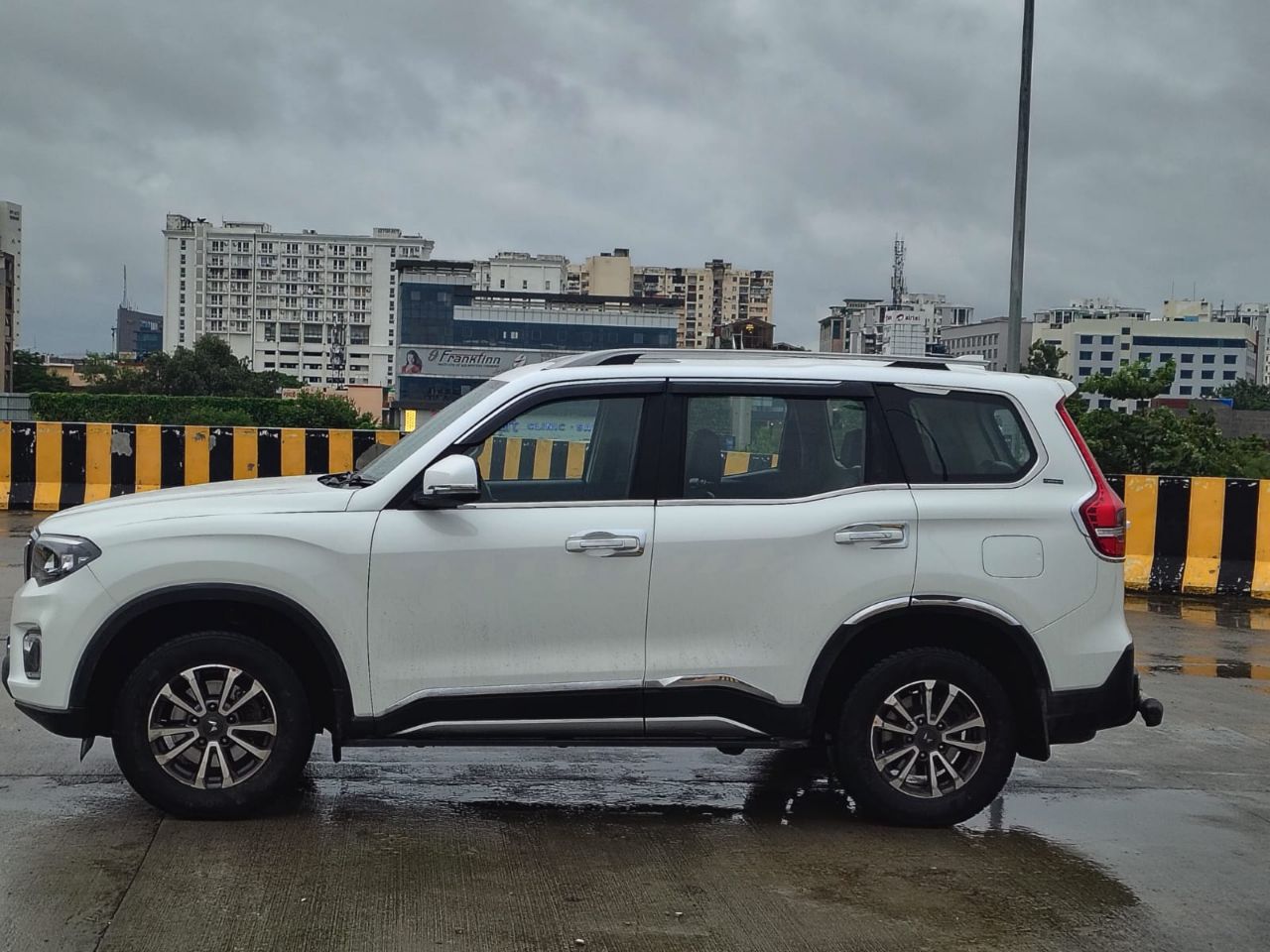 Mahindra Scorpio N Z8 MT 2024 view 8