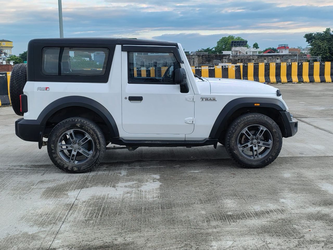 Mahindra Thar 4X2 MT 2024 view 4