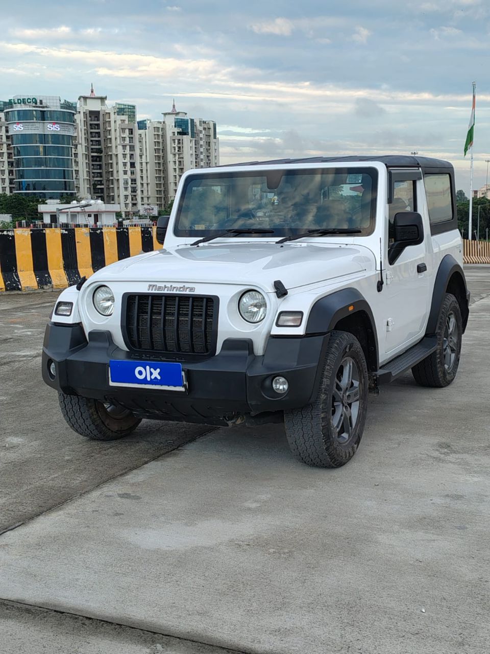 Mahindra Thar 4X2 MT 2024 view 3