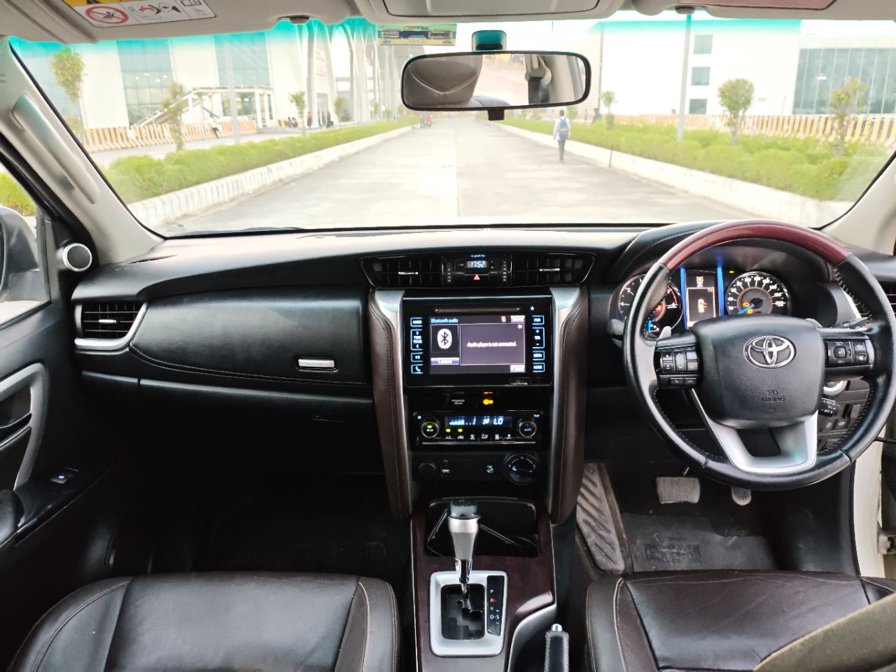 Toyota Fortuner 4X4 Automatic 2018 view 10