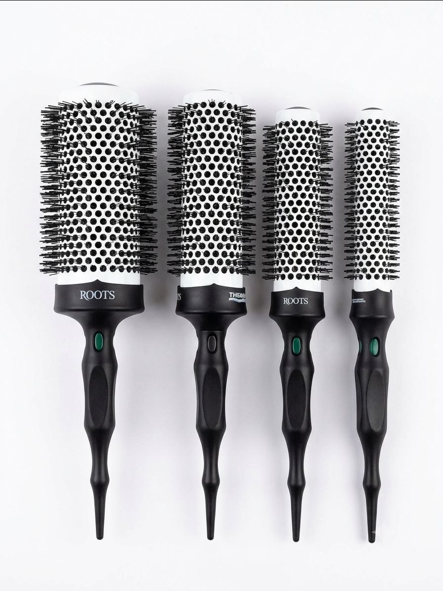 Roots Round Brush Set view 2