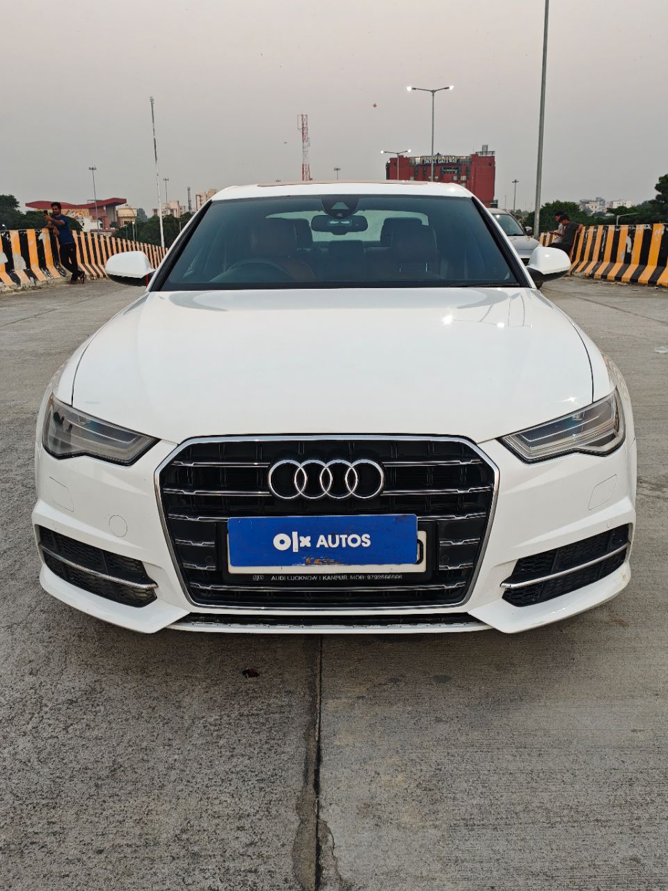 Audi A6 35 TDI 2017 view 2