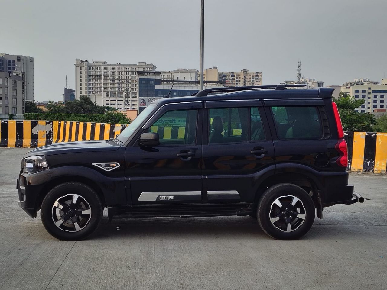 Mahindra Scorpio S11 MT 2025 view 8