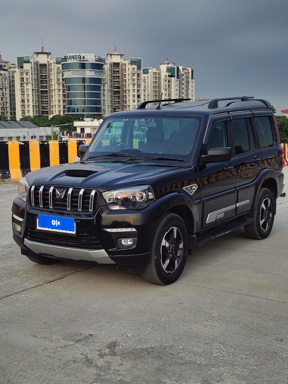Mahindra Scorpio S11 MT 2025 view 3