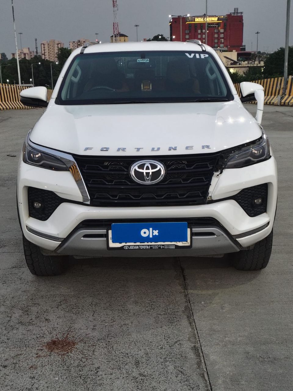 Toyota Fortuner 4X2 MT 2022 view 2