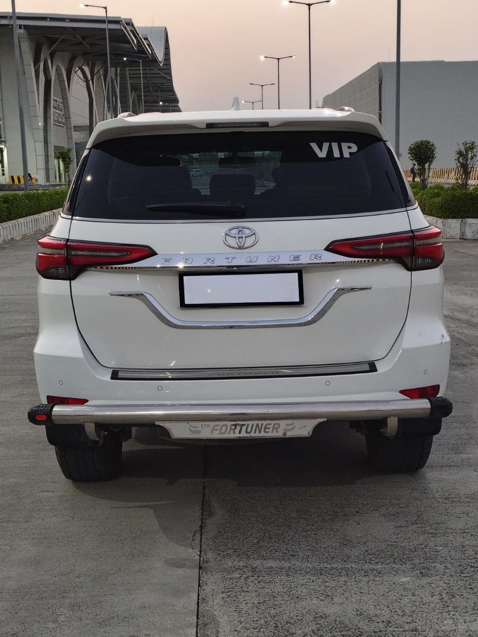 Toyota Fortuner 4X2 MT 2022 view 10