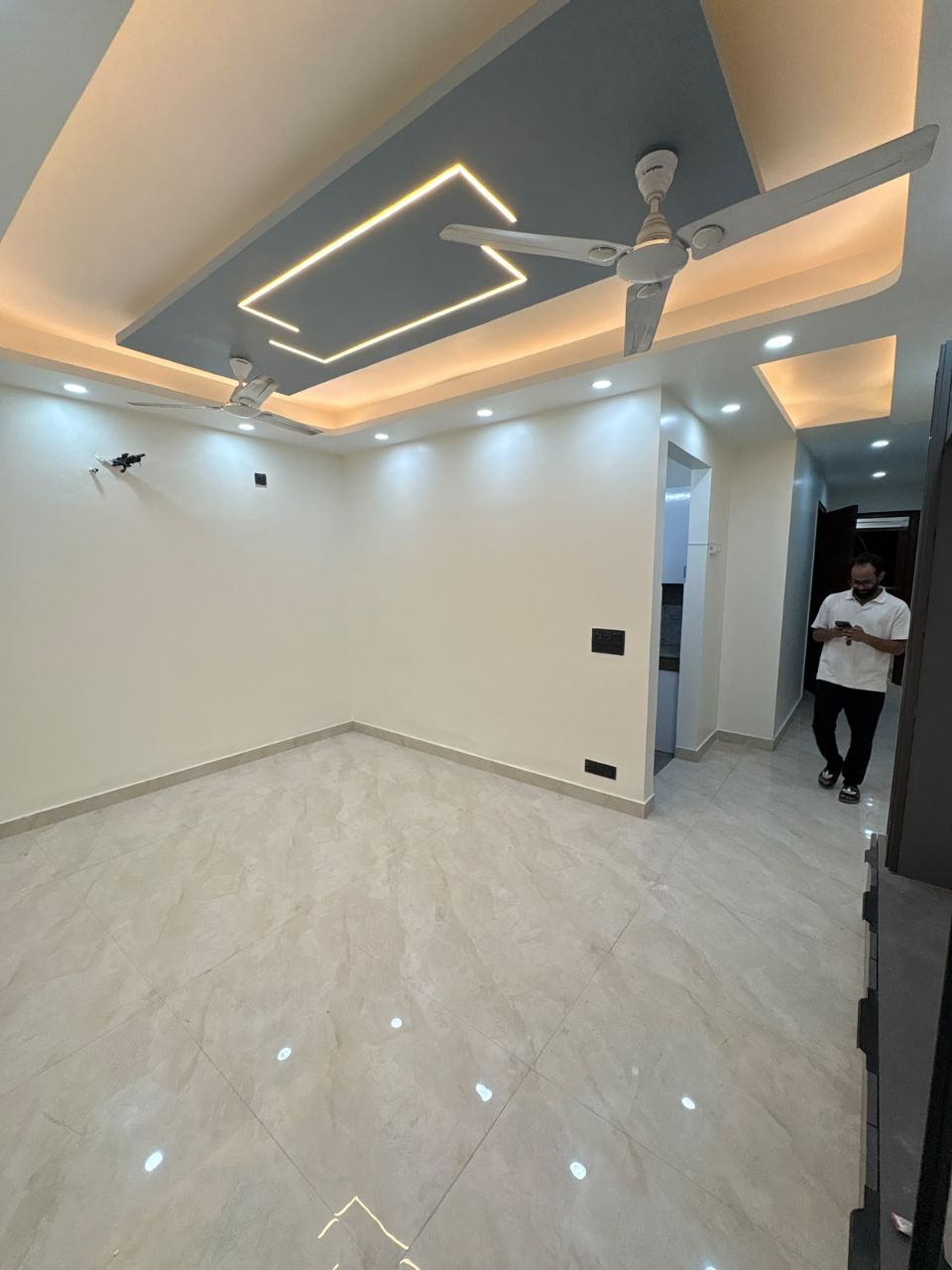 Flat For Rent view 2