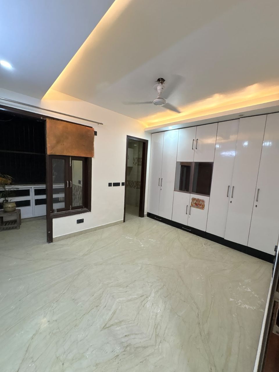 Flat For Rent view 4