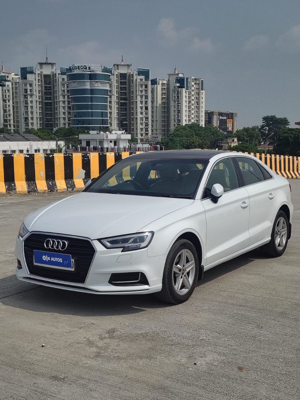 Audi A3 35 TDI 2017 view 2