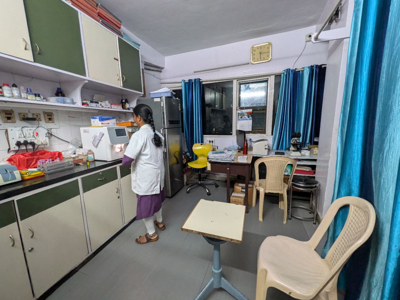 Diagnostic Equipment view 2
