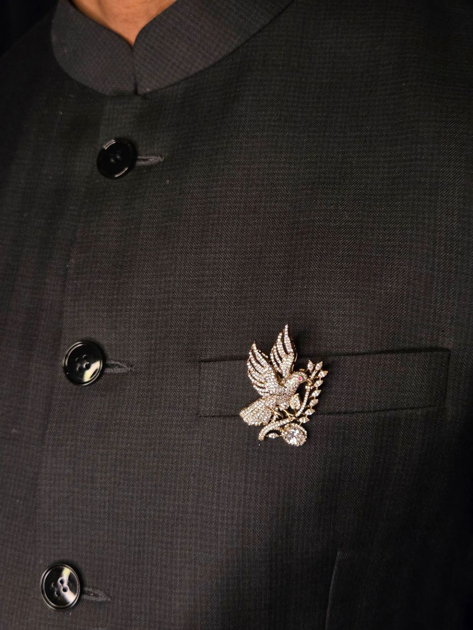 Tamoha Jewels Brooch view 3