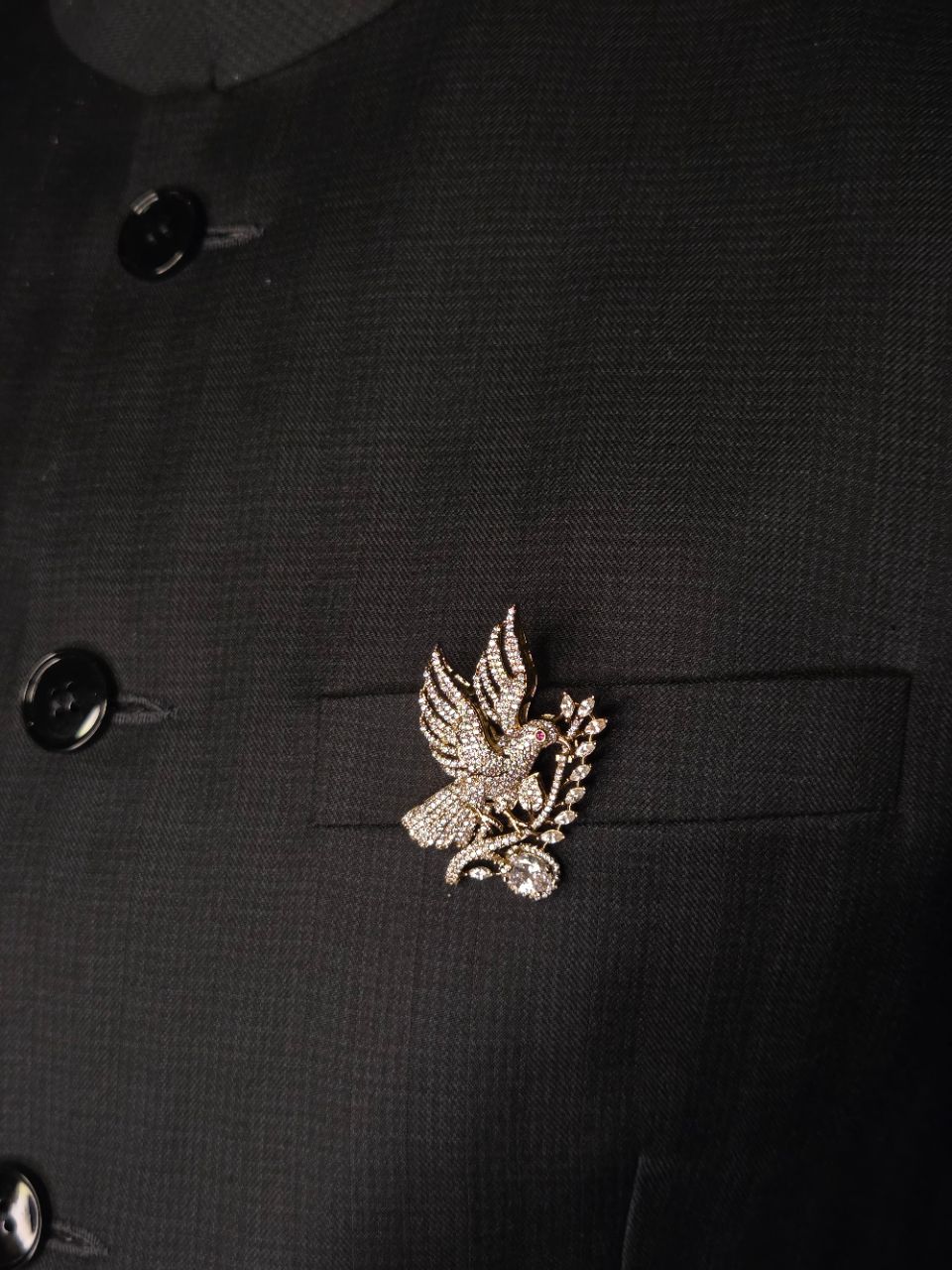 Tamoha Jewels Brooch view 2