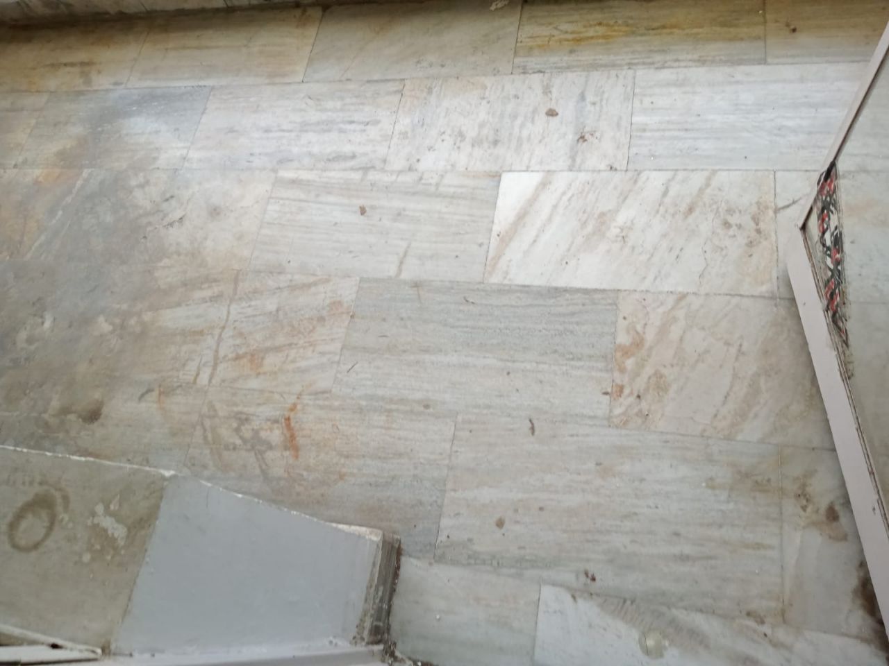 2BHK+2T
Size :960sqft
Floor:3rd
Unit no 350D
Demand 1.05cr view 10