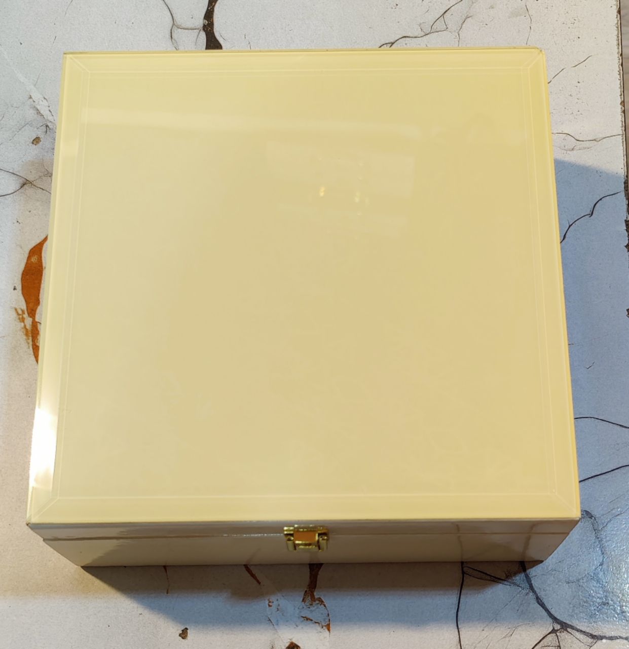 Elegant Cream Jewelry Box view 2