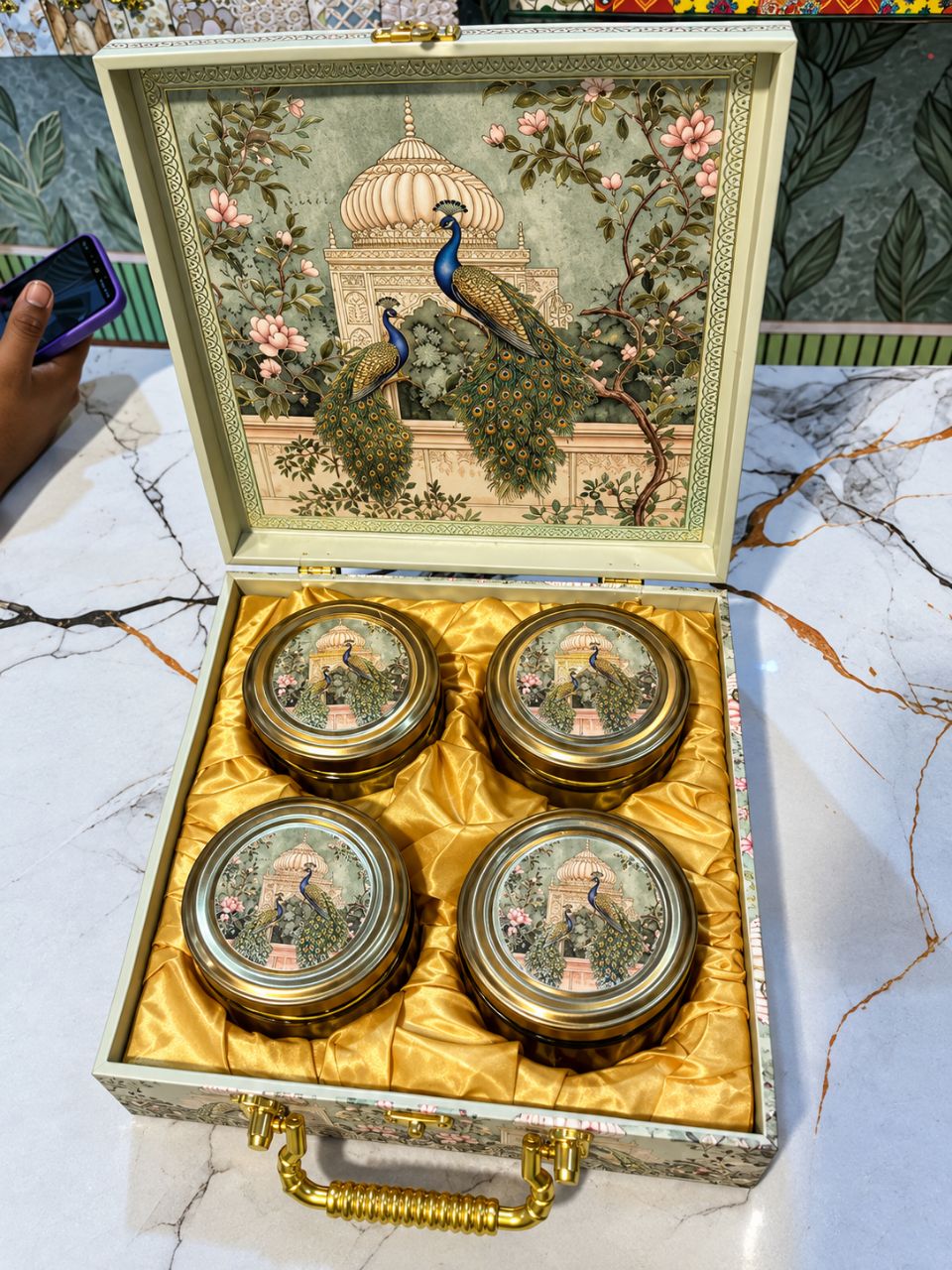 Peacock Design Gift Set view 2