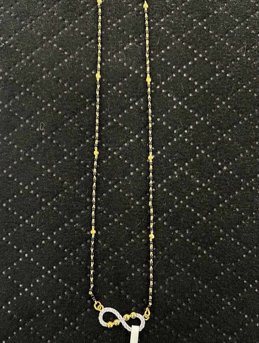 Lightweight Mangalsutra (18k) view 4