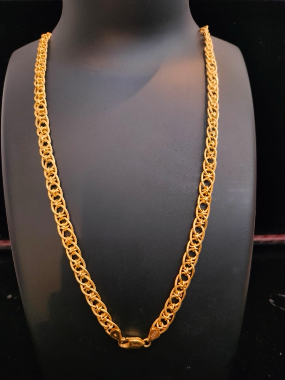 Gents Chain view 2