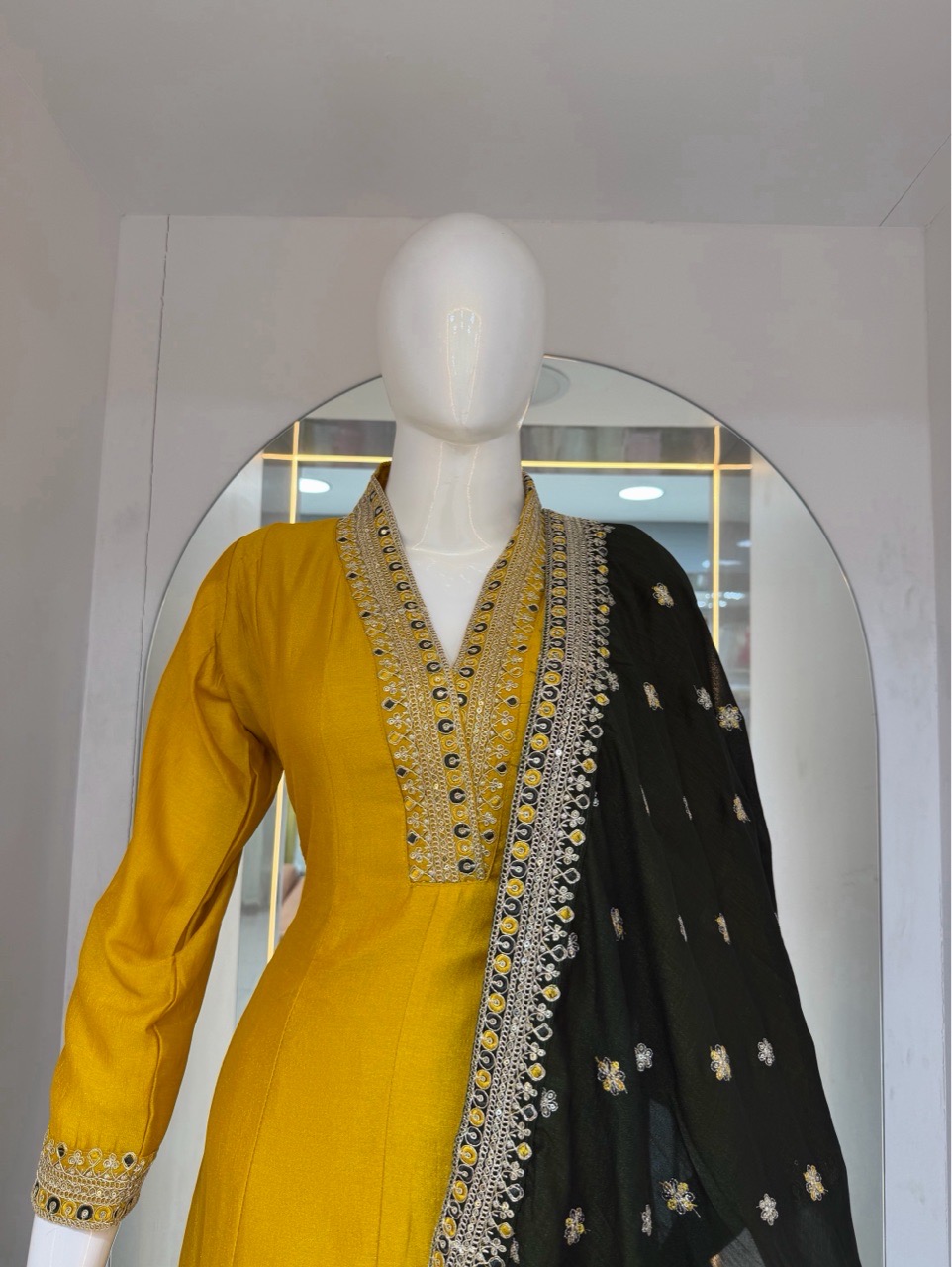 Yellow Kurta with Green Dupatta view 3