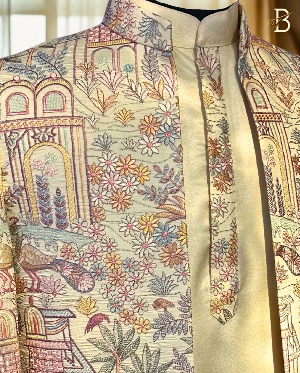 Embroidered Open Jacket Set view 3