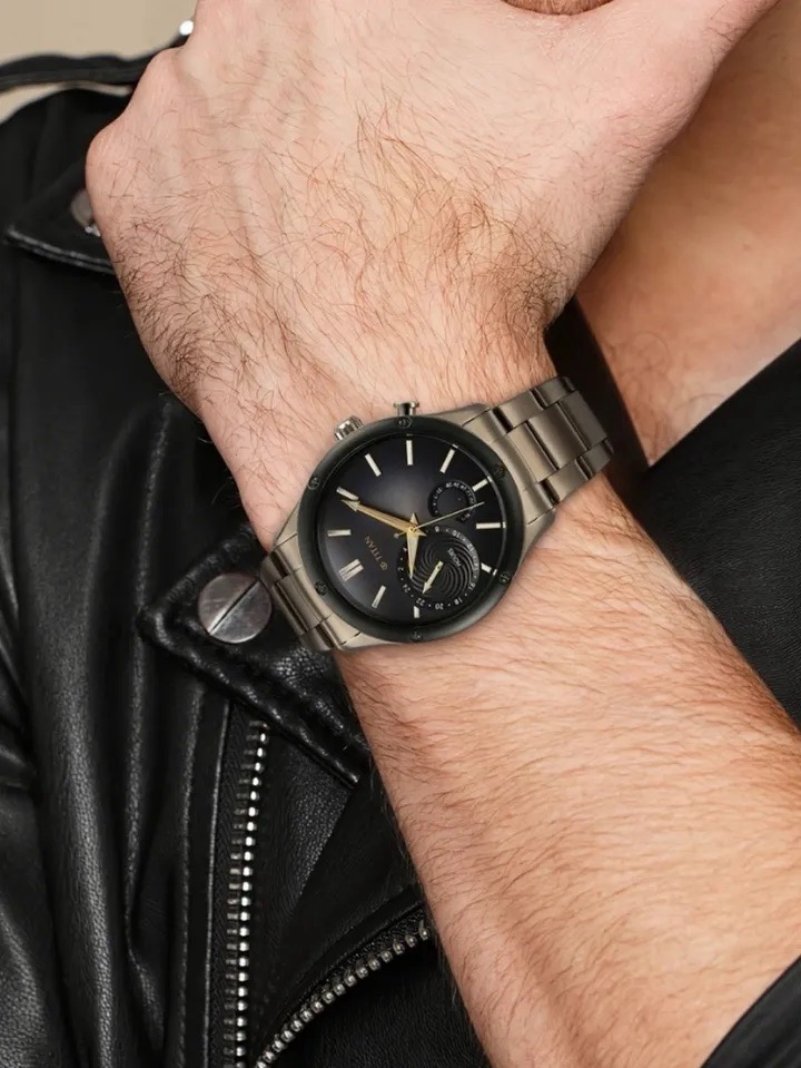 Titan Mens Watch NS10009KM03 view 6