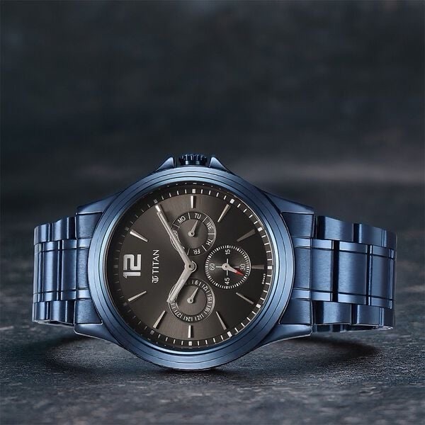 Titan Chronograph Watch 1698QM01