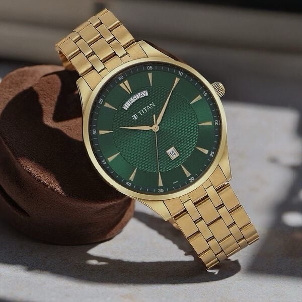 Titan Mens Watch 90127YM05