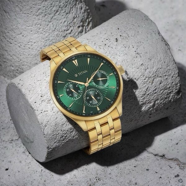 Titan Mens Watch NT90127YM05 view 5