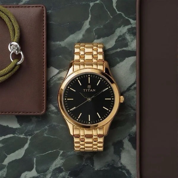 Titan Gold Watch 1648YM03 view 2