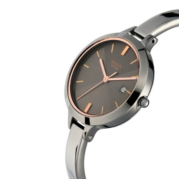Titan Raga Womens Watch 2578QM02 view 2