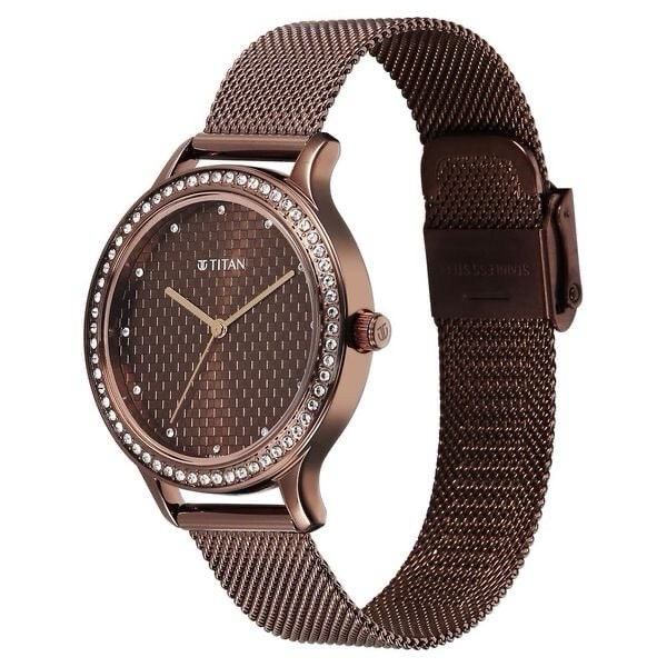 Titan Womens Mesh Watch 2634QM03 view 2