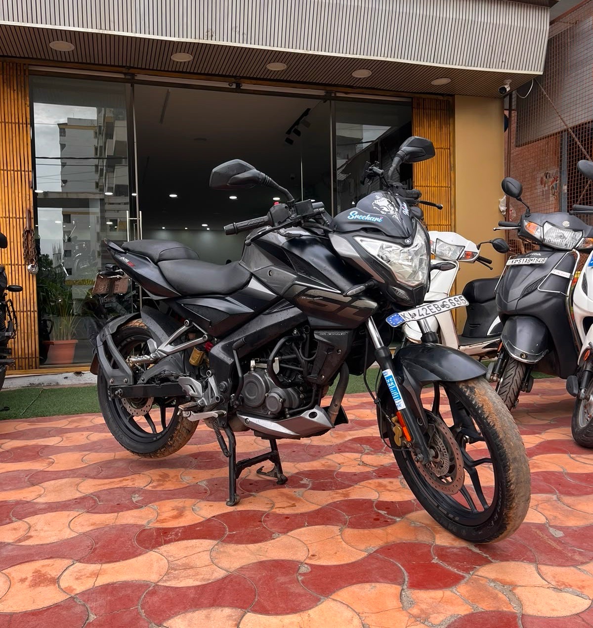 Bajaj pulsar ns 160