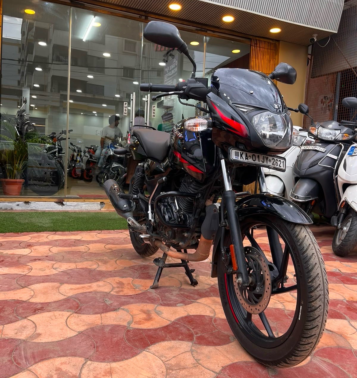 Bajaj pulsar 125