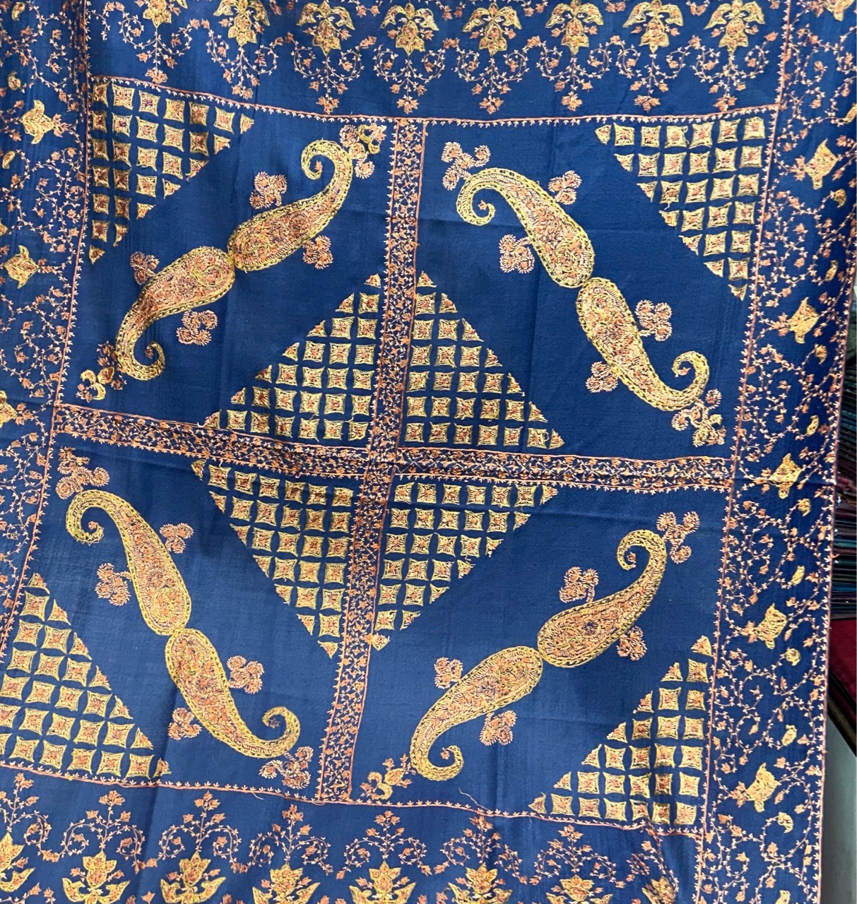 Pashmina shawls