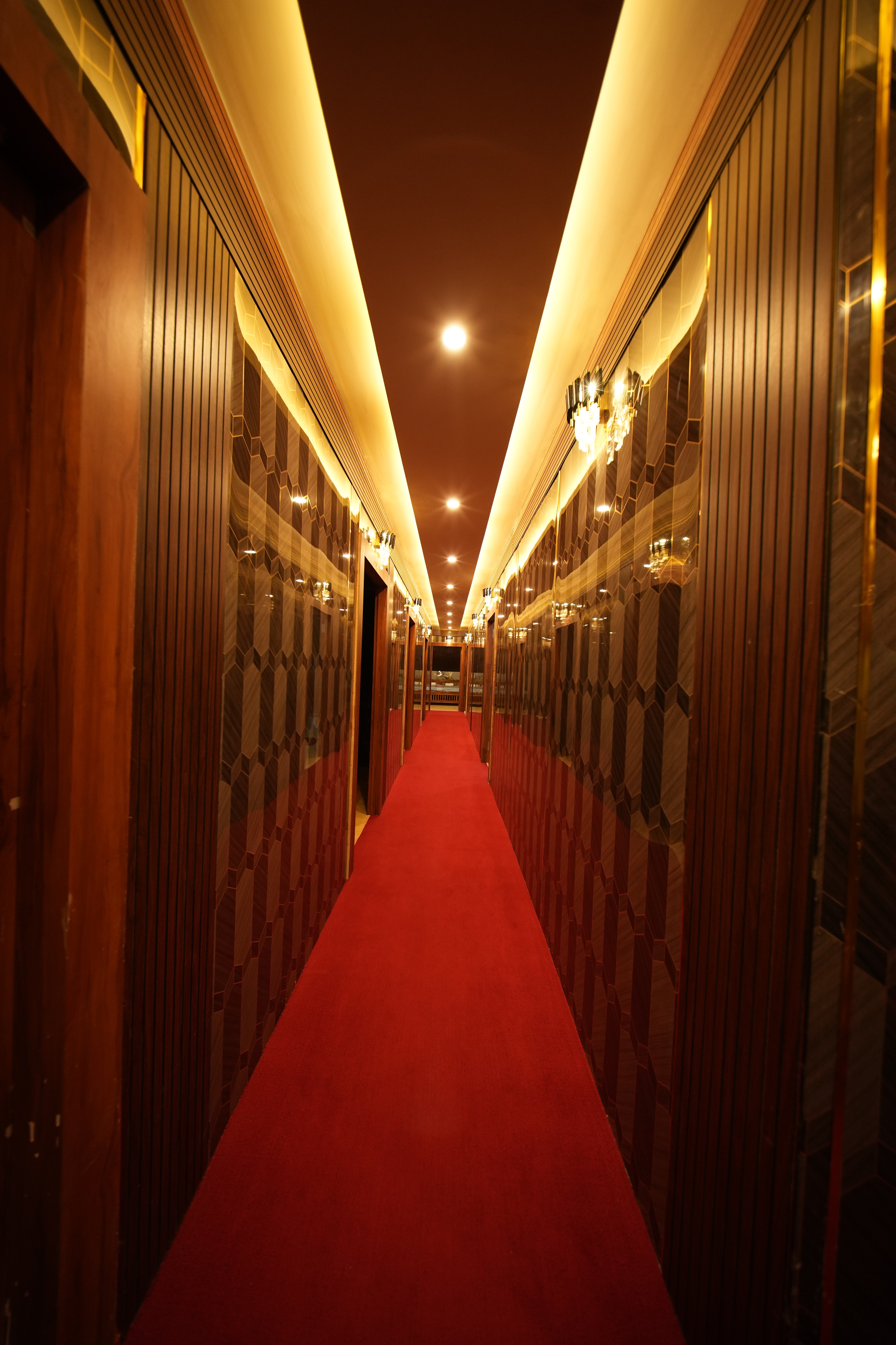 Luxurious Sauna Retreat view 2