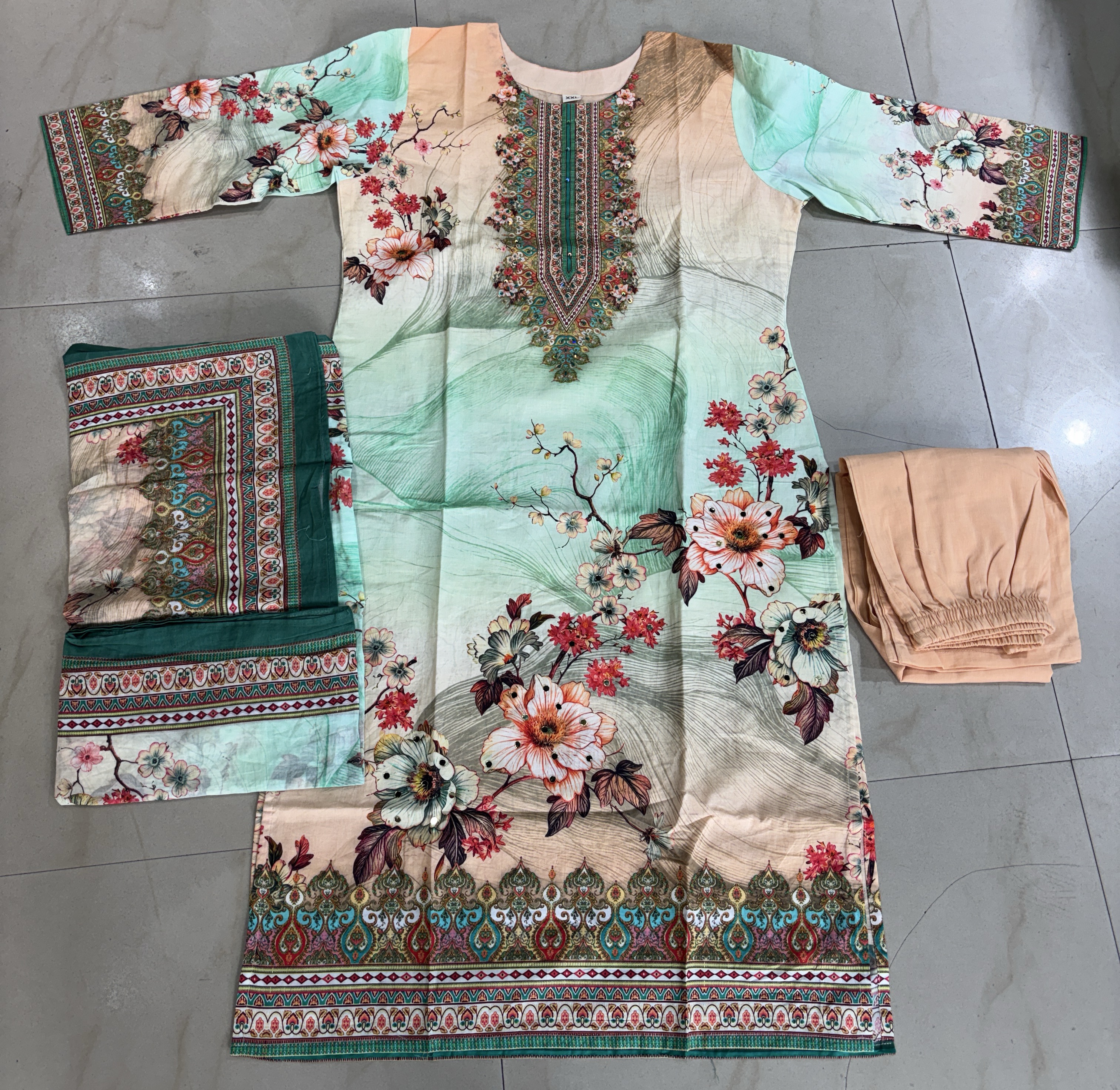 Kurti set with dupatt view 2