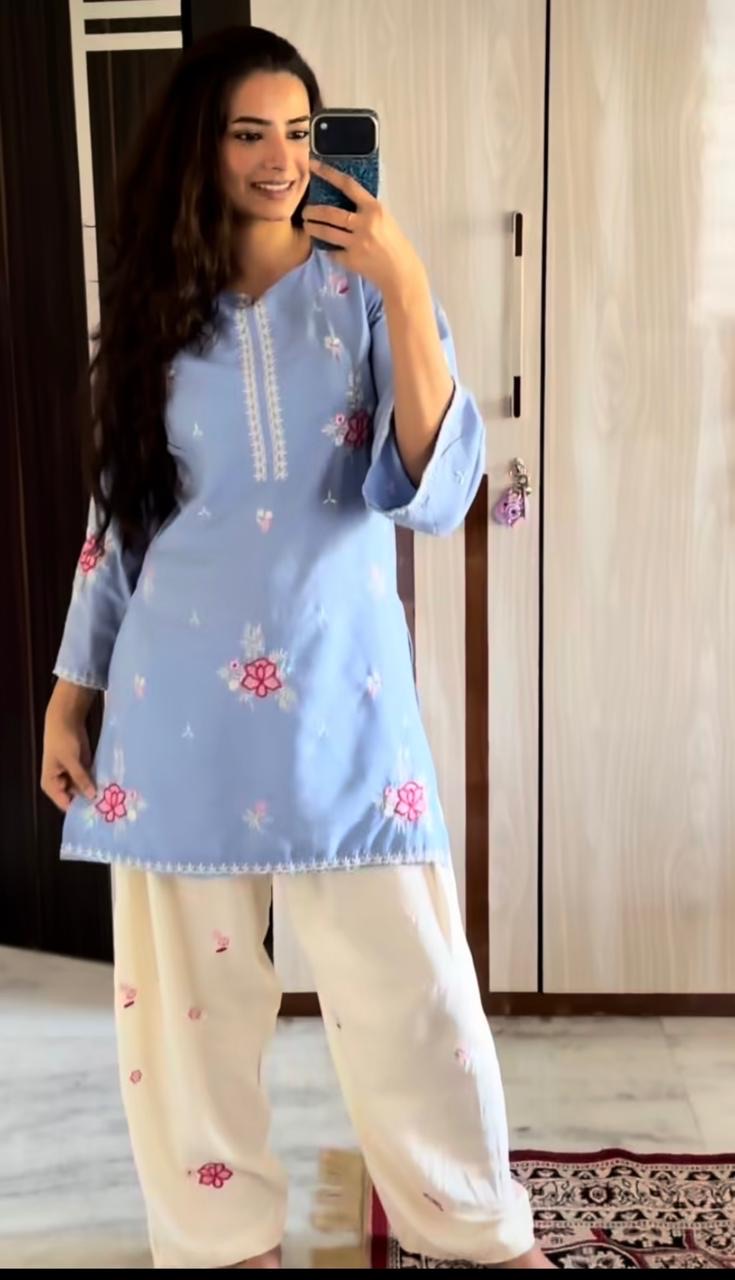 Floral Embroidered Kurta Set view 2