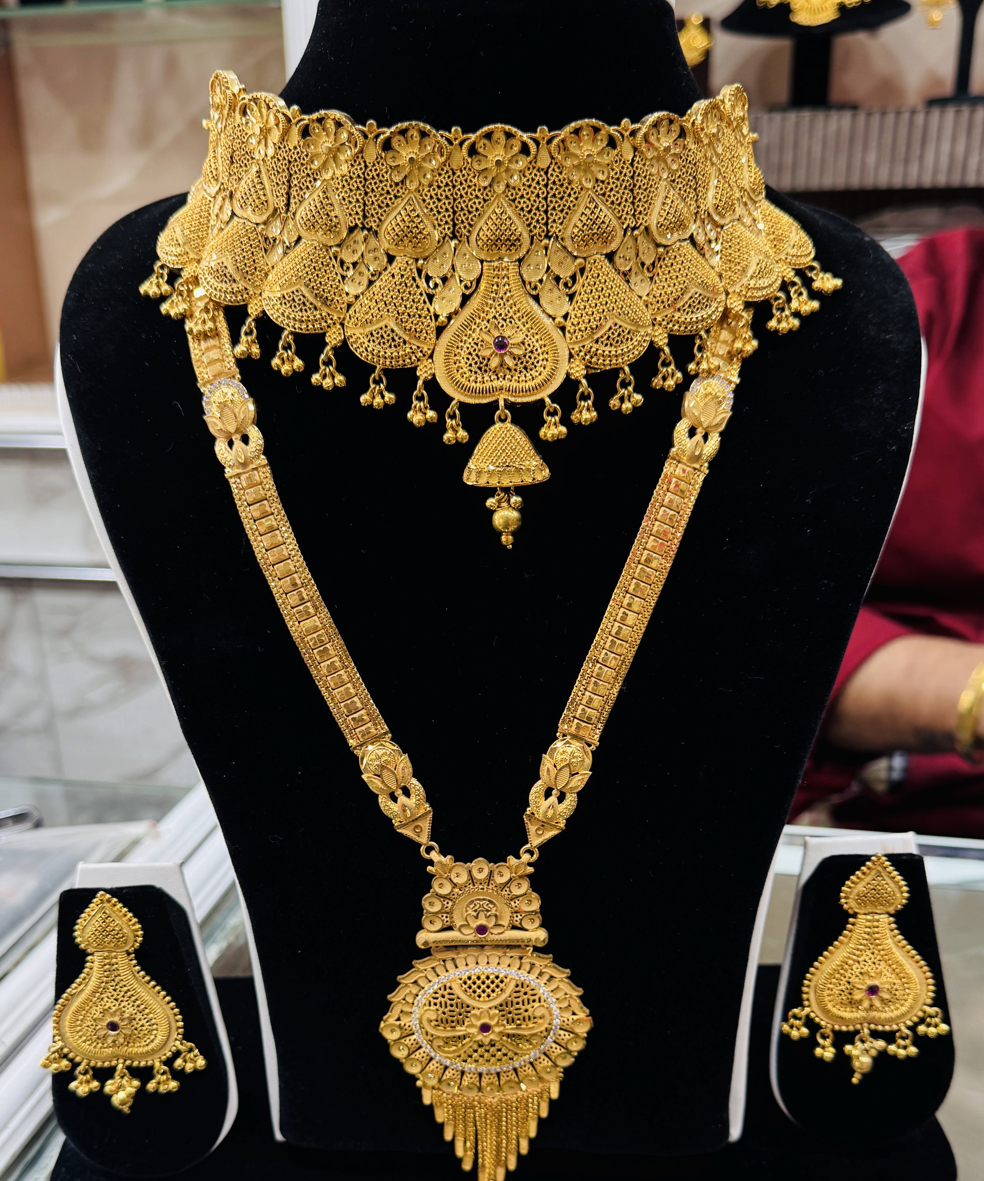 Traditional Gold Plated Necklace Set view 2