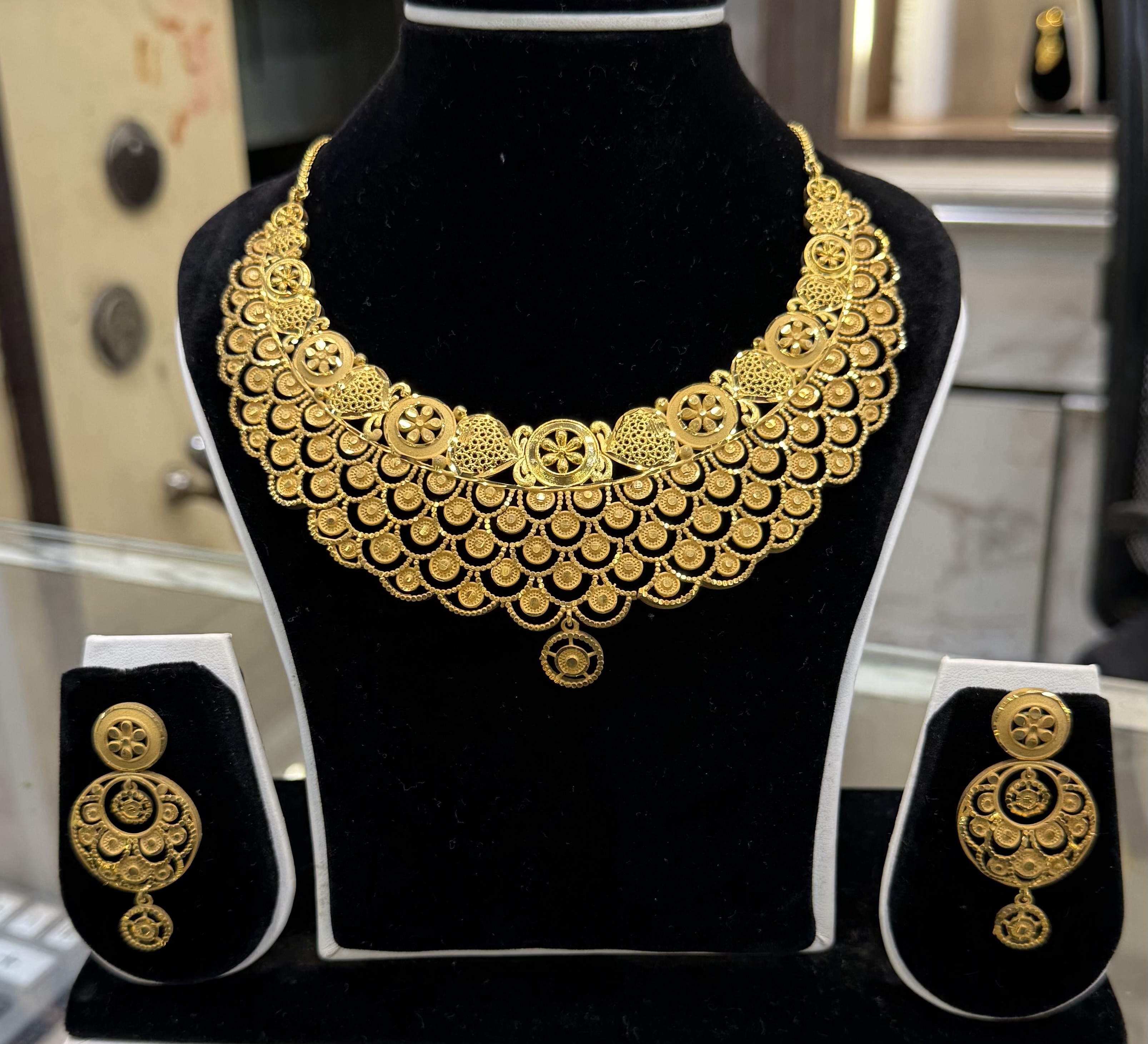 Intricate Gold Plated Necklace Set view 2
