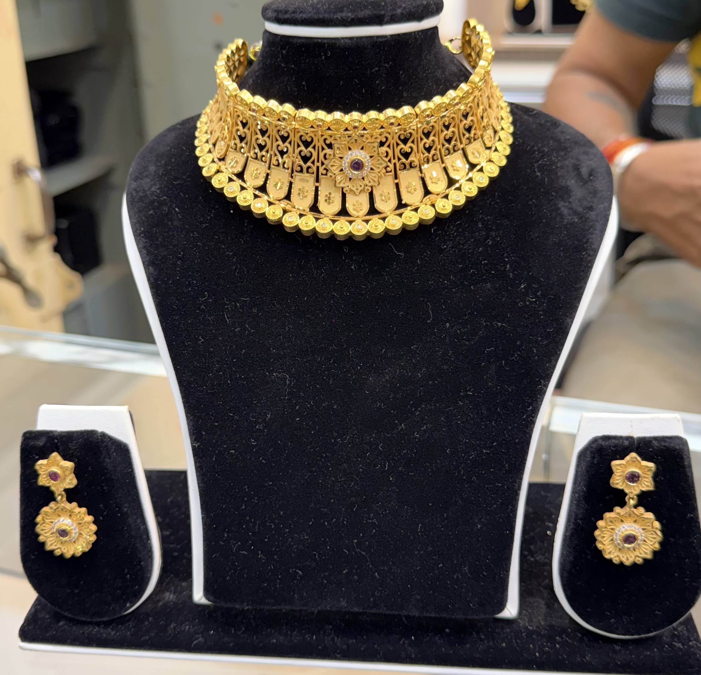 Gold Plated Choker Necklace with Earrings view 2
