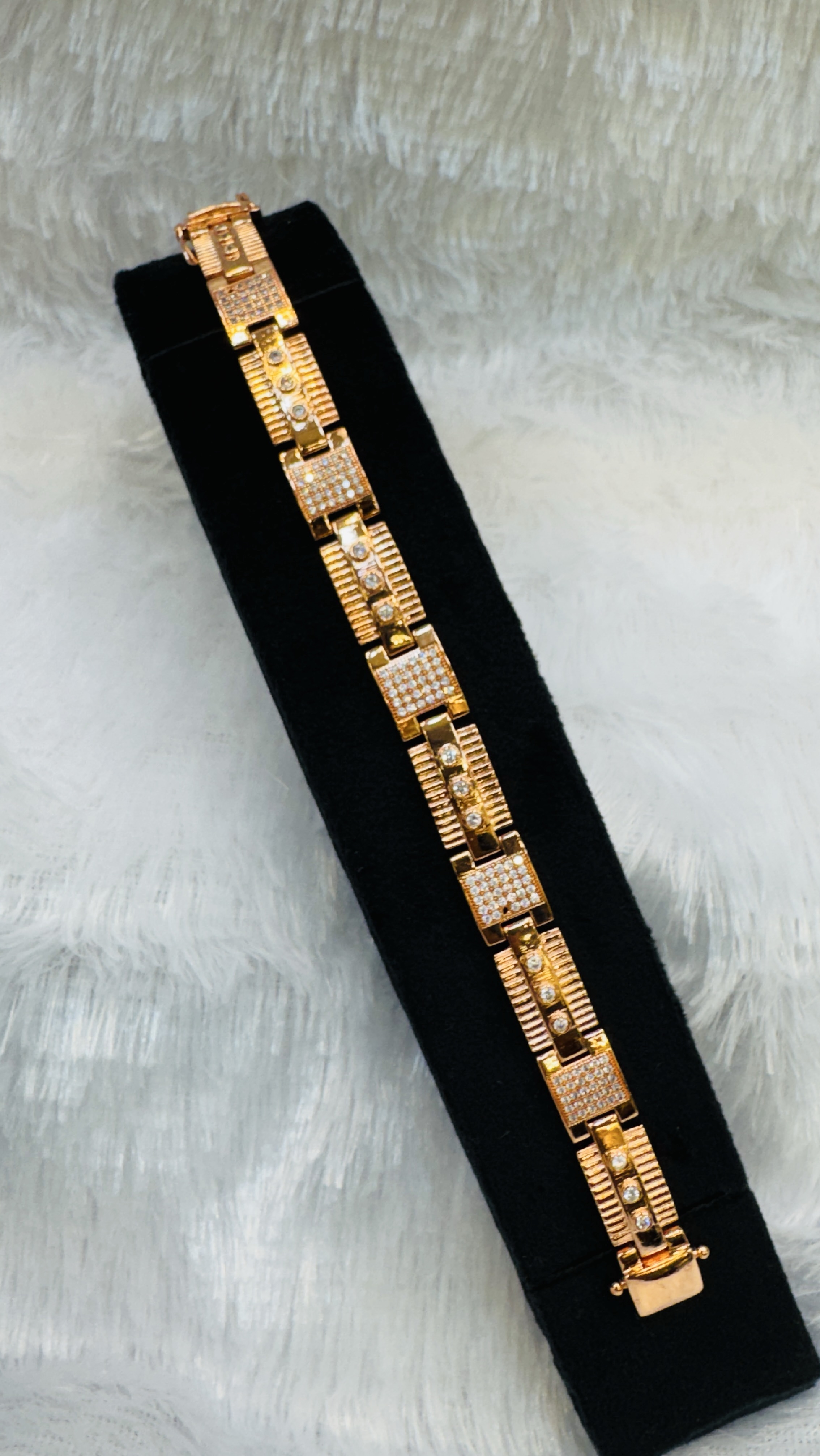 Elegant 1 GM Gold Gents Bracelet view 2