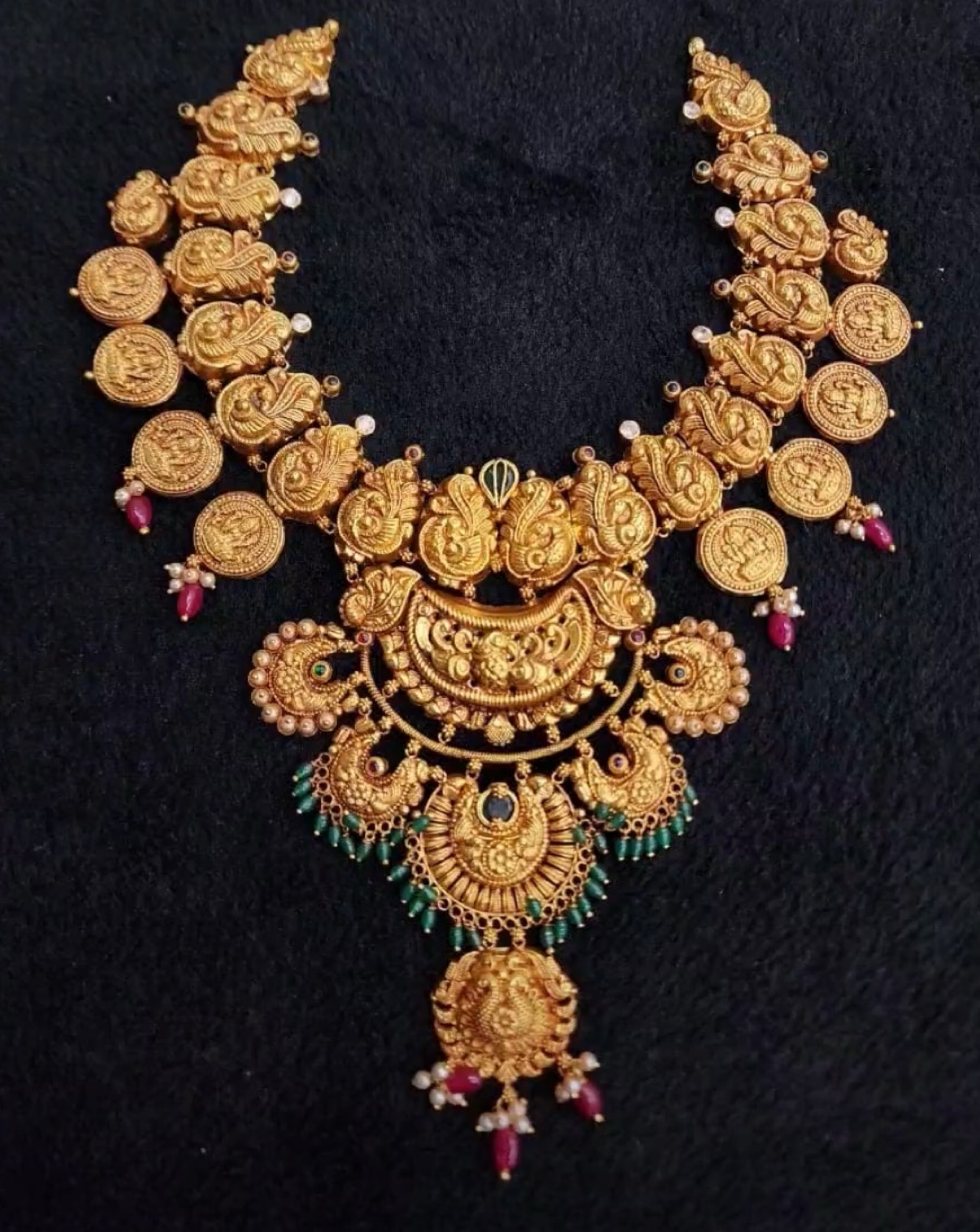 Traditional Gold Necklace 060626 view 2