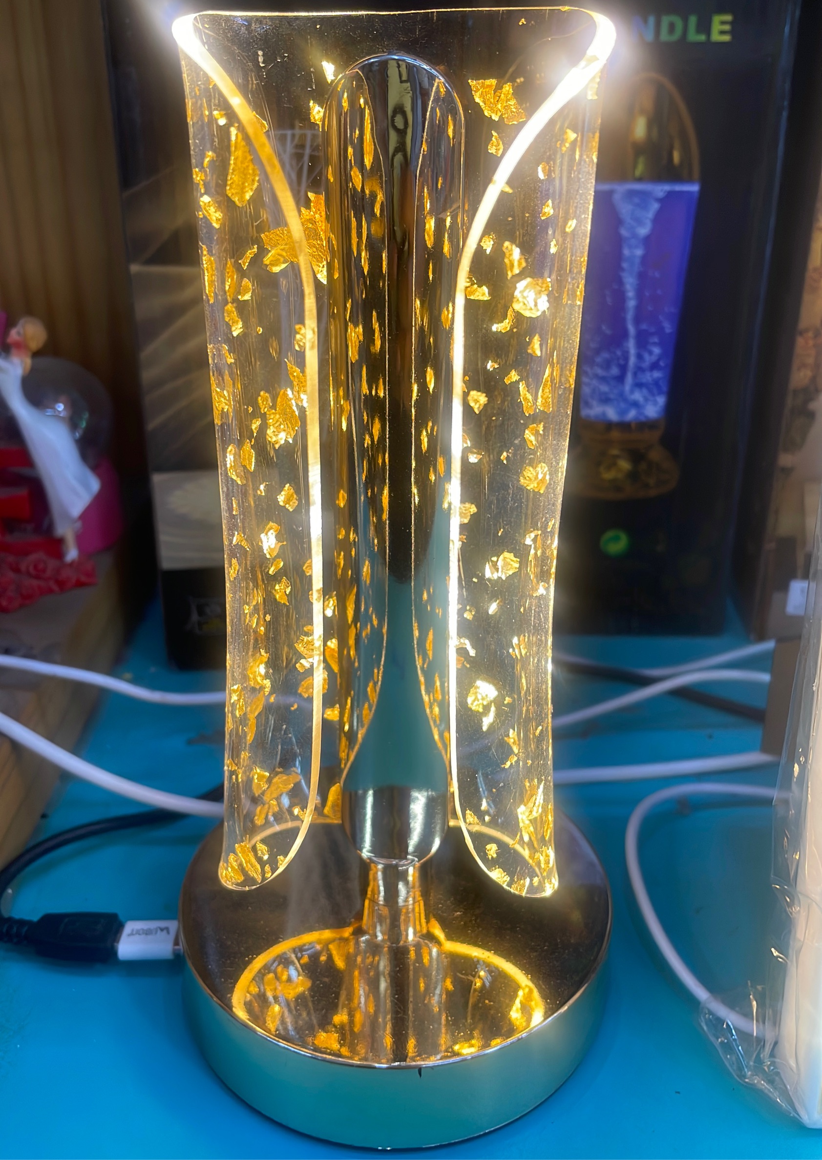 Golden Leaf Lamp view 2