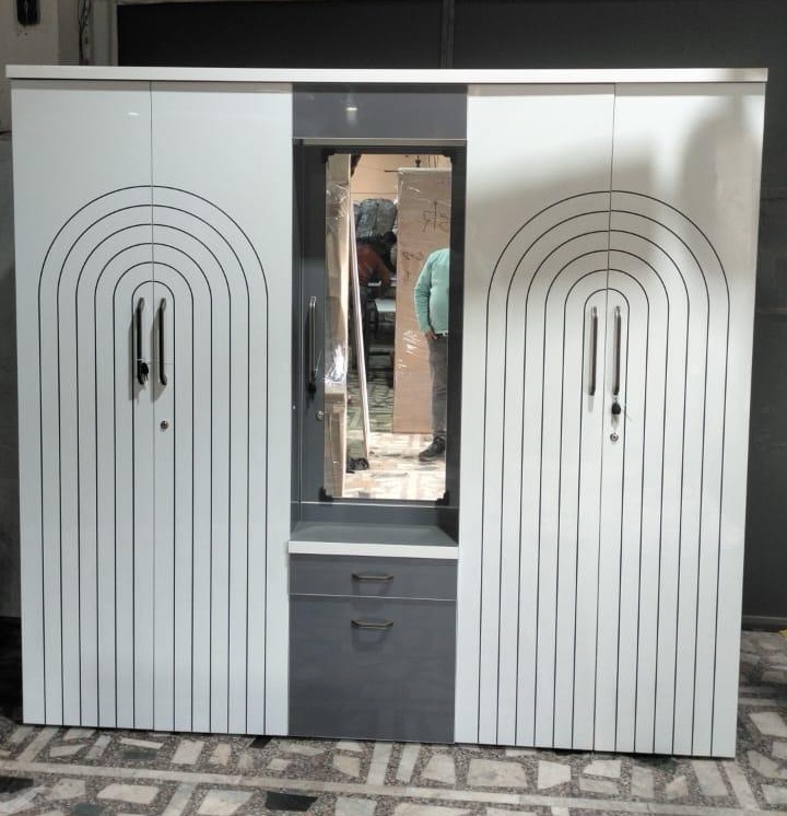 Modern Wardrobe with Mirror 8x6.5 view 2