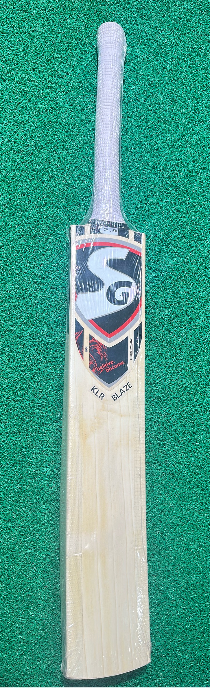 KLR Blaze Cricket Bat view 2